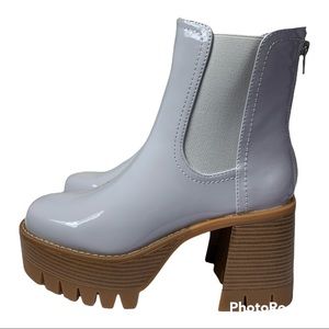 Madden Girl Gotchha Light Grey Patent platform Boots size 8. Worn twice
